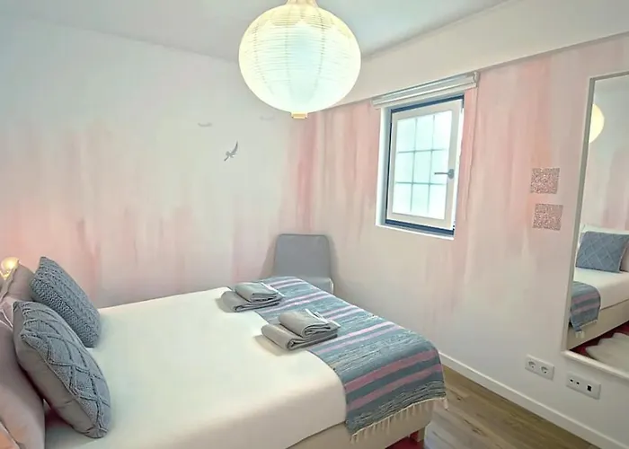 Curious Crow3 By Homeful Homes Лиссабон